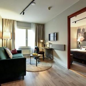 Familien-Zimmer